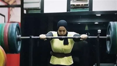 جيهان السويركي، ابنة المنصورة تحصل على ذهبية العالم في القوة البدنية (فيديو)