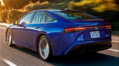 مخاطر اعتماد الهيدورجين كمصدر لطاقة السيارات بي إم دبليو الهيدروجينية 