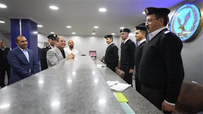   تفاصيل زيارة السيسي قسم شرطة مدينة نصر أول
