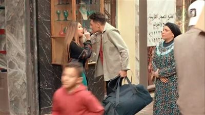 مسلسل الأجهر الحلقة 19، ميدا يطلق سارة سلامة بعد عودته من كينيا 