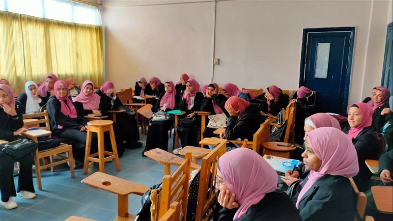 جانب من الندوة،فيتو