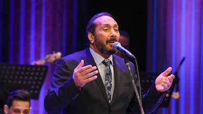 علي الحجار يحي حفلا غنائيا وسط أجواء طربية ساهرة بأوبرا الإسكندرية