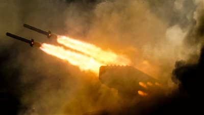 الطيران الروسي يضرب المواقع الأوكرانية في اتجاه كراسنوليمانسك