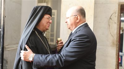 محافظ القاهرة يستقبل وفد بطريركية الأرمن الكاثوليك 