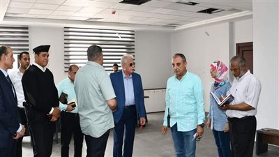 محافظ جنوب سيناء يتفقد المركز التكنولوجي بمبنى مجلس مدينة شرم الشيخ