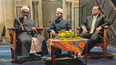 الجامع الأزهر يبين فضل العشر الأواخر وأحكام الاعتكاف