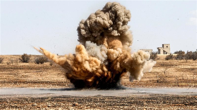  انفجار لغم من مخلفات