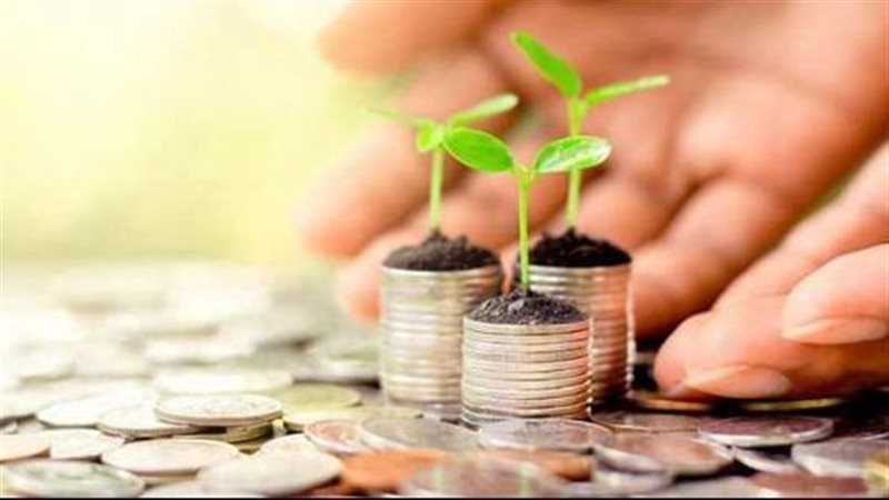  إخراج المرأة زكاة