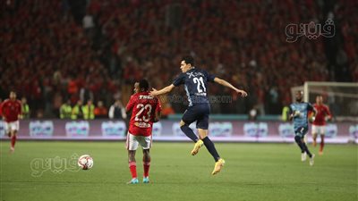 التعادل السلبي يسيطر على مباراة الأهلي وبيراميدز بعد مرور 15 دقيقة (صور)
