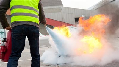 بينها الحريق والأخطار الإضافية، تعرف على تغطيات وثائق تأمين الممتلكات 