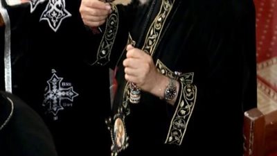 البابا تواضروس يترأس صلوات البصخة المقدسة بالكنيسة المرقسية في الإسكندرية 