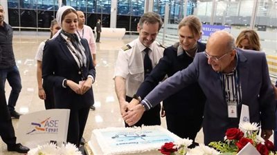 مطار سفنكس الدولي يستقبل أولى رحلات إير أوروبا الإسبانية (صور)