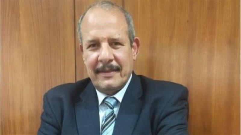 الكاتب الصحفي محمد