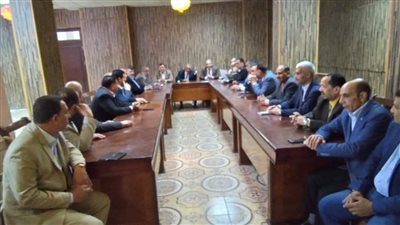 وكيل تعليم الدقهلية يناقش الاستعدادات النهائية لامتحان نهاية العام الدراسى