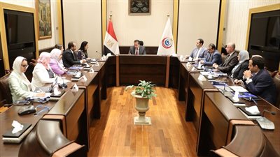 وزير الصحة يبحث التعاون مع فولبرايت لتوفير منح دراسية للعاملين بالقطاع الصحي