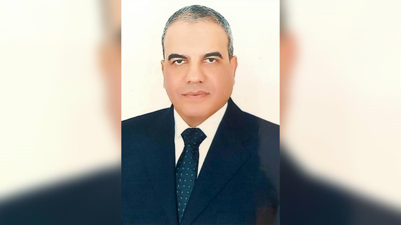 اللواء وليد فاروق