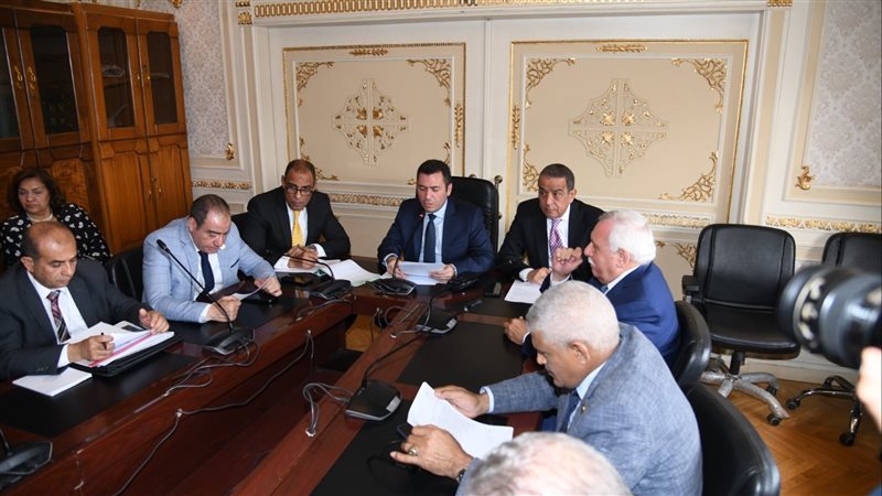 اجتماع لجنة الصناعة