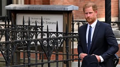 بعد اعترافه بتعاطي المخدرات، نصف الأمريكيين يرغبون في ترحيل الأمير هاري