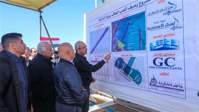 وزير النقل يتفقد معدلات المشروعات بميناءي الإسكندرية والدخيلة