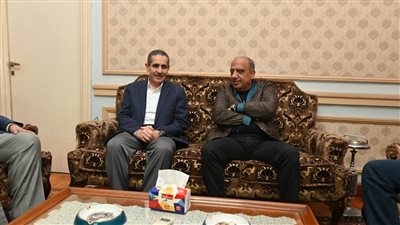 وزير قطاع الأعمال يلتقي محافظ الغربية في إطار زيارة شركة غزل المحلة