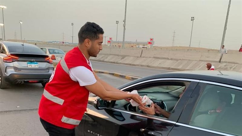 الهلال الأحمر يطلق