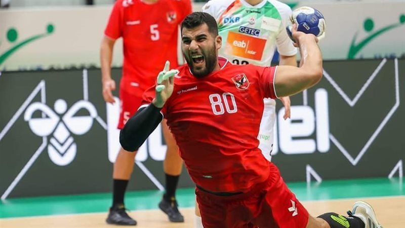 أحمد عادل لاعب الأهلي،