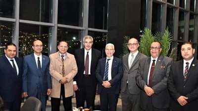 رئيس جامعة الأقصر يشارك في اجتماع الأعلى لشئون الدراسات العليا والبحوث