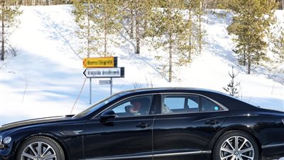 بنتلي فلاينج سبير الهجينية منافس لرولز رويس