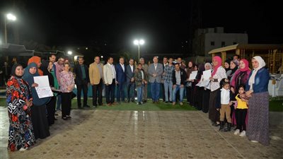 محافظ أسيوط يكرم الأمهات المثاليات والسيدات المتميزات بالتضامن الاجتماعي