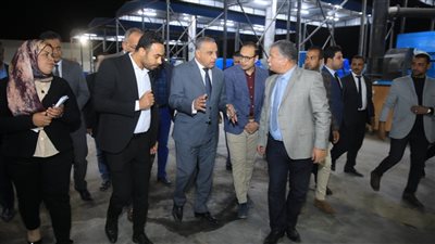 محافظ سوهاج يتفقد التشغيل التجريبي لمجمع محارق النفايات الطبية بالكوثر 
