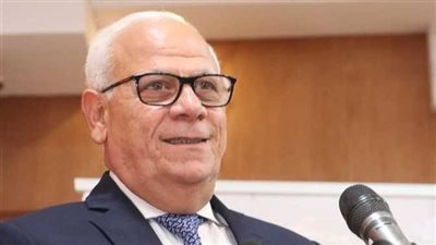 محافظ بورسعيد يكشف حقيقة الخلاف مع كامل أبو علي في المصري