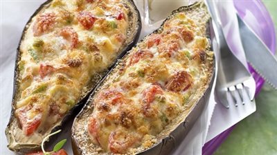 طريقة عمل باذنجان بالمودزاريلا من الشيف عمر (فيتو)