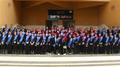 ضمن مبادرة شوف بنفسك.. جامعة بنها تنظم زيارة طلابية للمنطقة الاستثمارية