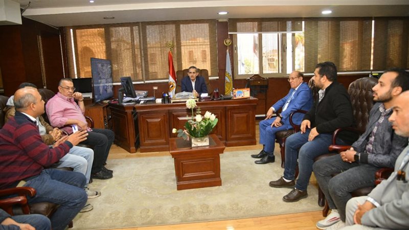 محافظ الغربية خلال