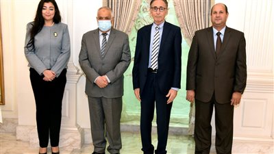 تشكيل لجنة مشتركة لتبادل الخبرات بين العربية للتصنيع ووزراء ليبيين 