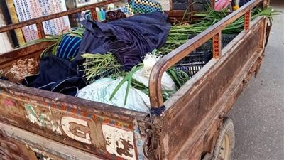 ترك جثتها على تروسيكل وسلم نفسه للشرطة.. تفاصيل ذبح جزار لزوجته في الشارع بالفيوم