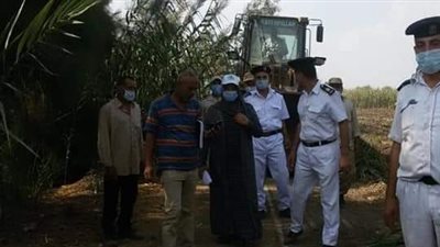 إزالة ١٧ حالة تعدّ على أراضٍ زراعية بديرب نجم في الشرقية