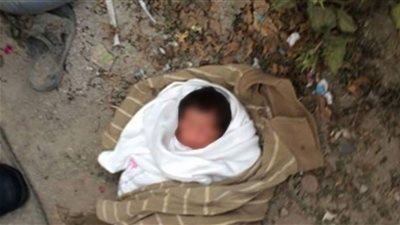 تفاصيل مثيرة للأم المتهمة برمي طفلها الرضيع بمقلب قمامة بالحوامدية