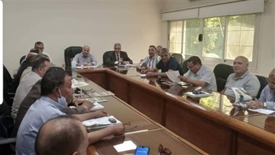 خالد عيش في اجتماع 