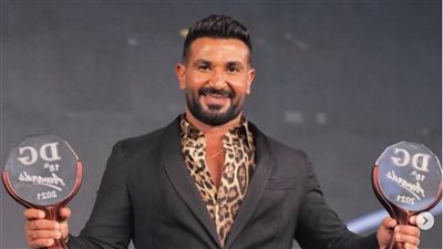 بسبب الغناء بلاي باك.. المهن الموسيقية تغرم أحمد سعد 