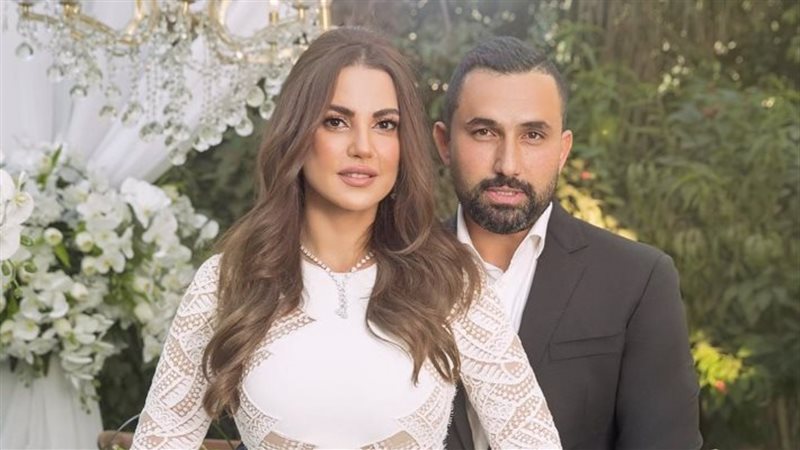 الفنانة درة وزوجها