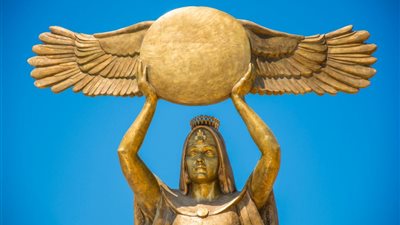 12 معلومة عن تمثال 