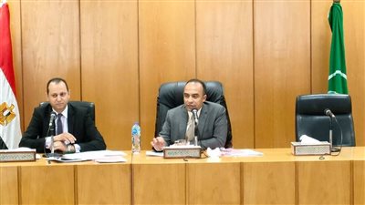  نائب محافظ المنيا يتابع تطورات سير العمل بمنظومة اشتراطات البناء الجديدة 