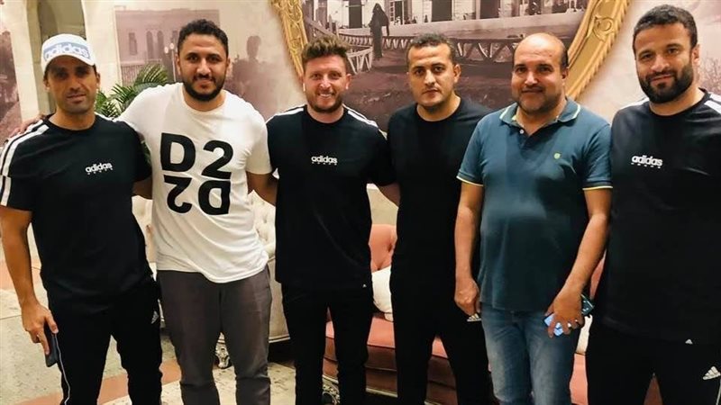 الجهاز الفني لفريق