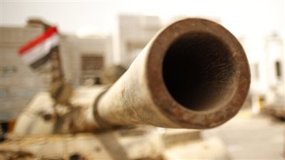  وزير الخارجية العماني يبحث مع المبعوث الأممي وقف دائم لإطلاق النار باليمن