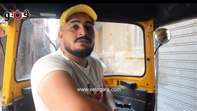 «حسام مسعود» يقاوم الإعاقة بالعمل على توكتوك.. ويطالب الرئيس بتوفير شقة |فيديو