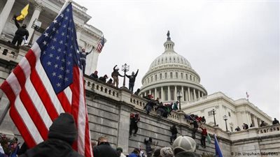 نجل ترامب يستهزئ بالإجراءات الأمنية في مظاهرة الكابيتول | فيديو