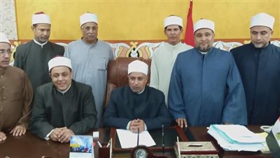 الشيخ إسماعيل أحمد يتسلم رسميا مهام منصبه وكيلا لأوقاف الإسماعيلية | صور