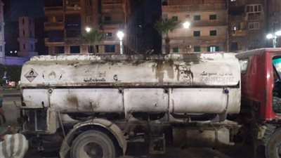 ضبط محملة ٦ آلاف لتر زيت مرتجع من استخدام السيارات بالإسكندرية