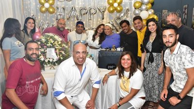 زوجة أوس أوس تحتفل بعيد زواجهما الخامس في لوكيشن الفرح فرحنا